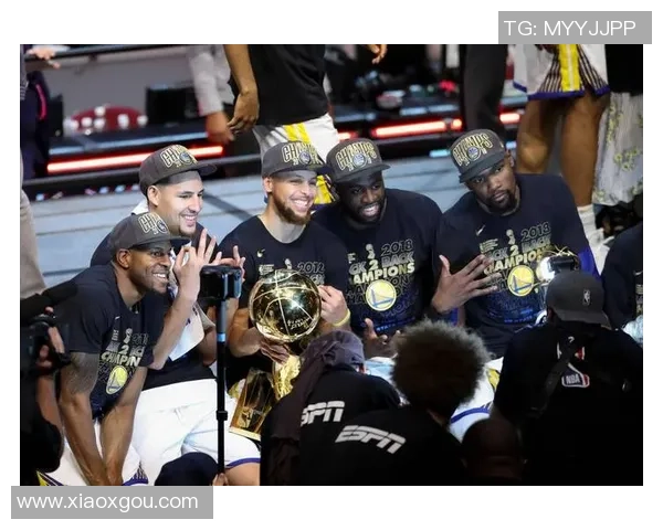 2018年勇士与马刺季后赛首战精彩回顾与关键时刻分析