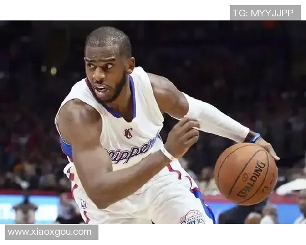 克里斯保罗：从篮球场上的指挥官到传奇巨星的成长之路