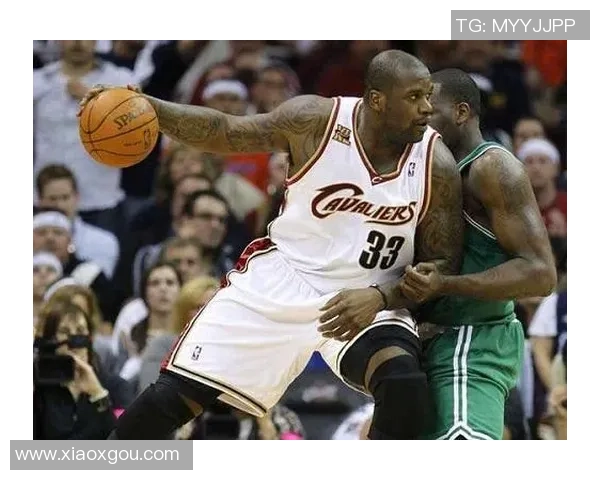 希腊小鲨鱼与霍华德的激烈对决谁将成为篮球场上的赢家 希腊小鲨鱼与霍华德的激烈对决谁将成为篮球场上的赢家