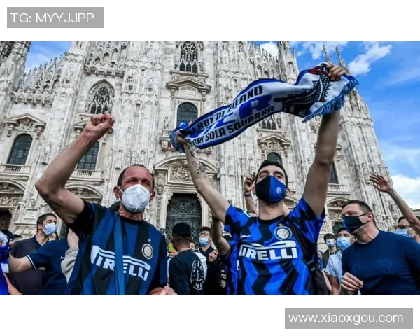 拉齐奥与米兰争夺冠亚军之战精彩回顾与分析 拉齐奥与米兰争夺冠亚军之战精彩回顾与分析